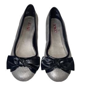 Bongo Brand ballet flats gray & black bow toe detailing SZ 8.5 holiday NYE